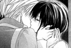 动漫亲吻,动漫中的经典亲吻瞬间回顾